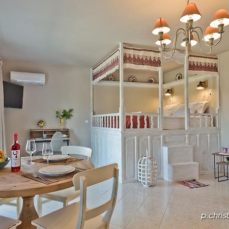 Elaia Villas Amoopi Exterior photo